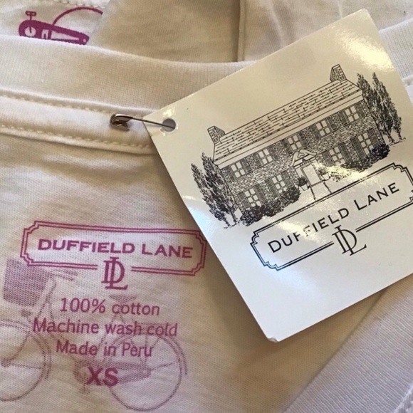 Duffield Lane “Beach Cruiser” Novelty V-Neck Tee (NWT) (Size: XS) - Picture 5 of 6